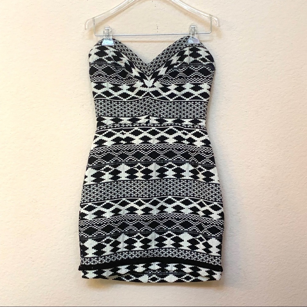 MYNE Ashley Ann Black White Strapless Dress NWT